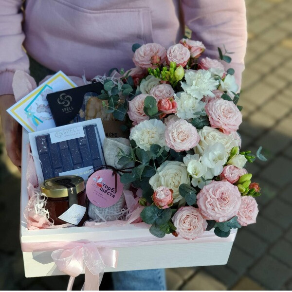 Квіткове панно з солодощами "Паризький сад"
